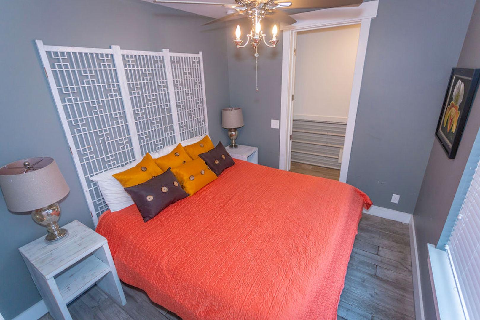 Br # 1 king bed/bath