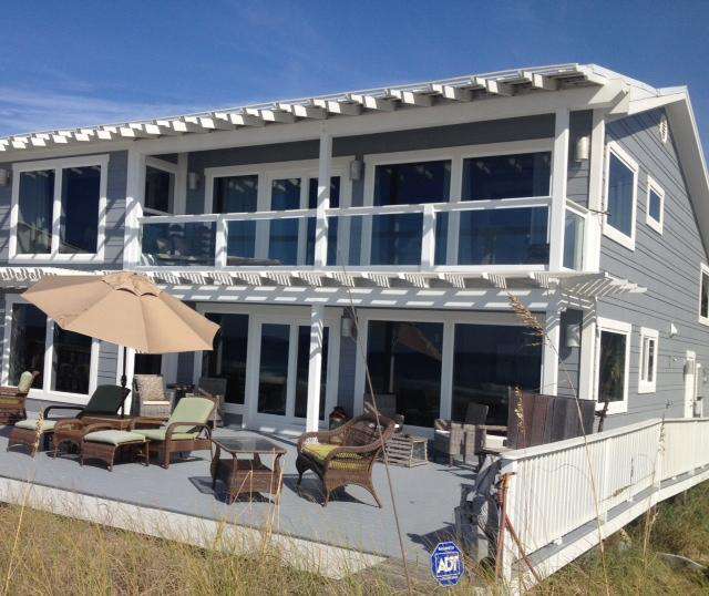 Large deck for family celebrations & weddings overlooking the ocean