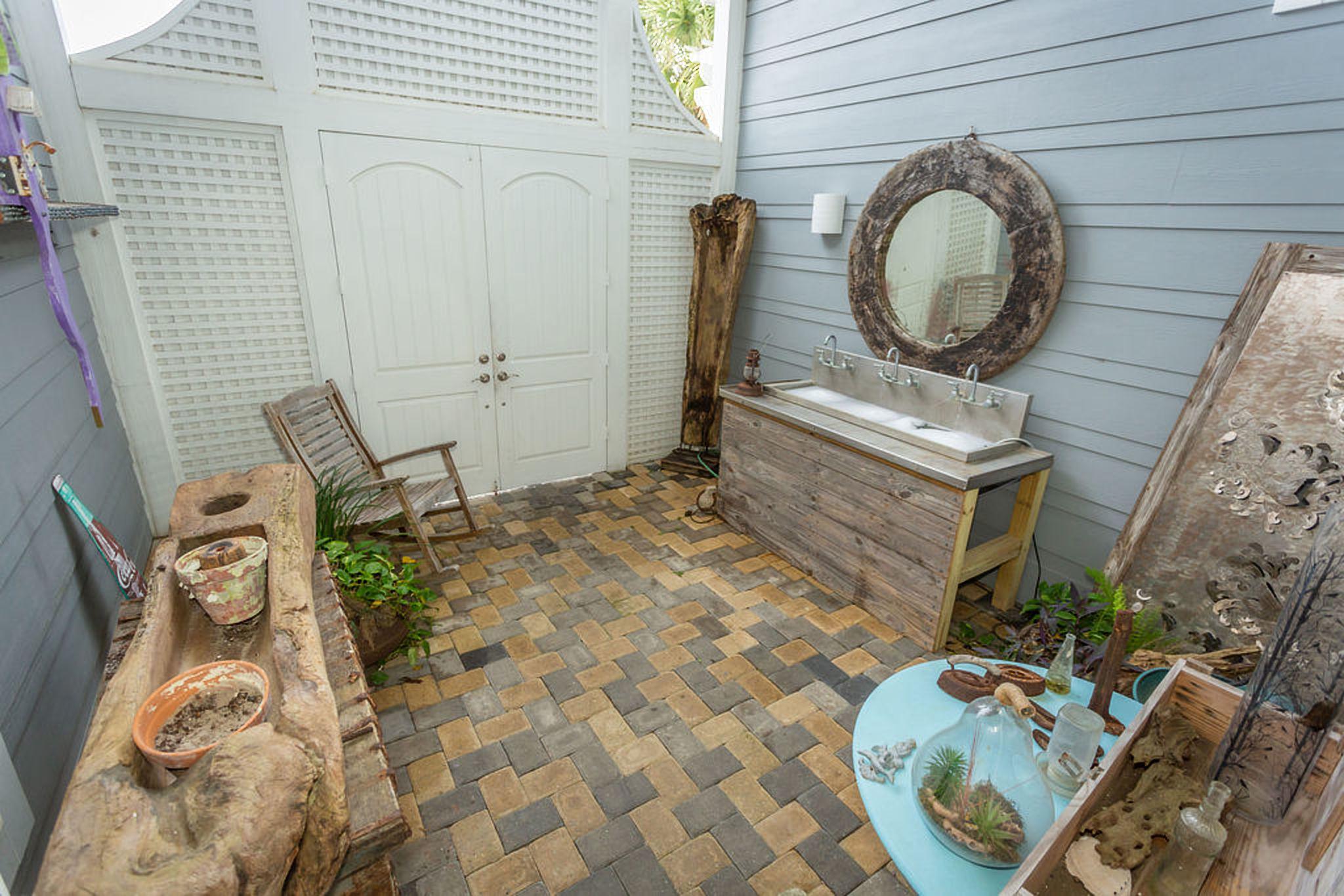 Private entry of Corona Del Mar with rocker and water feature for your enjoyment
