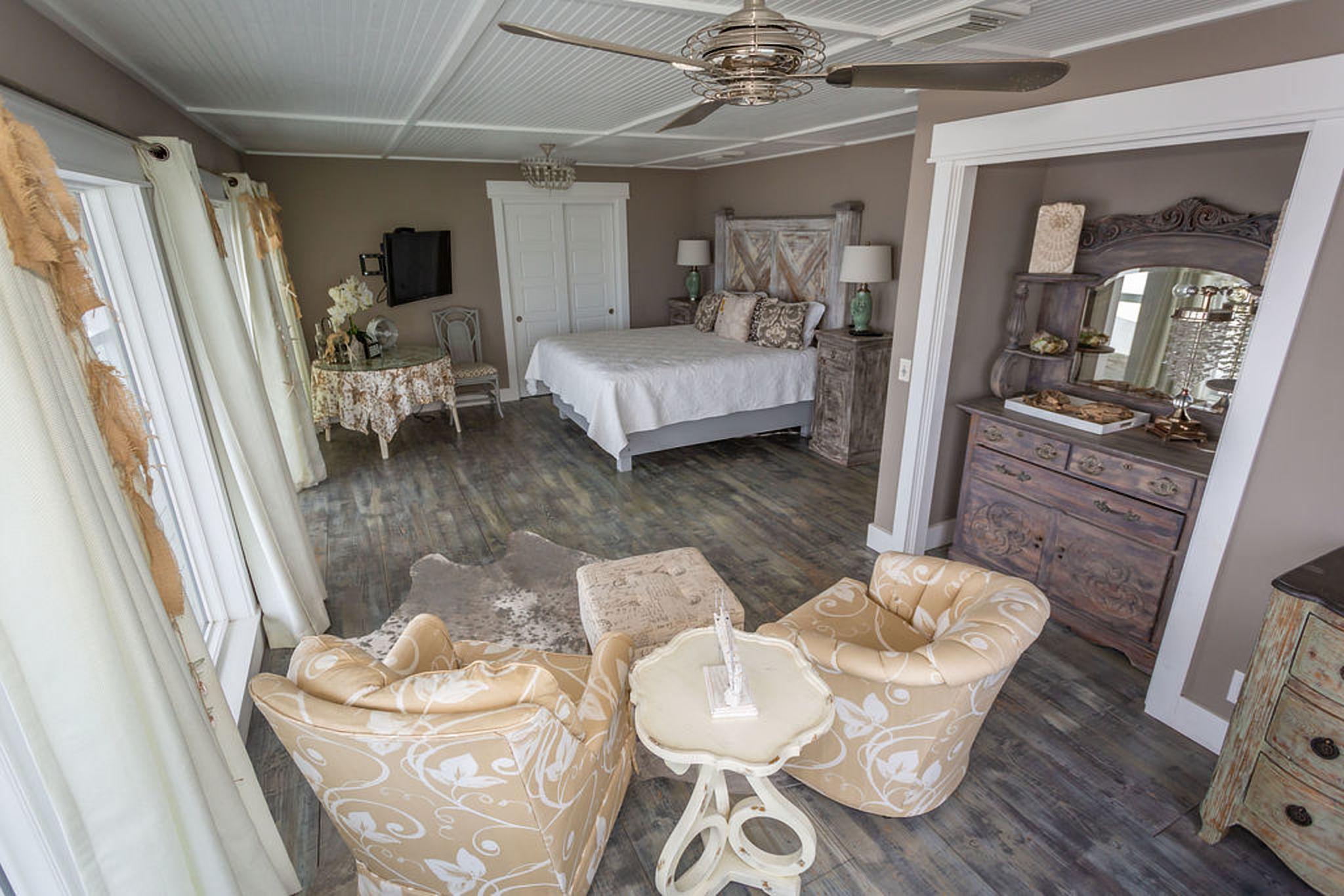 Bedroom #3 - private suite overlooking the ocean