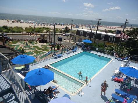 pool