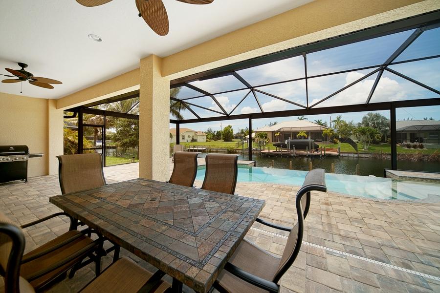 Wischis Florida Home - Vacation Rentals Cape Coral I Property Management I Real Estate