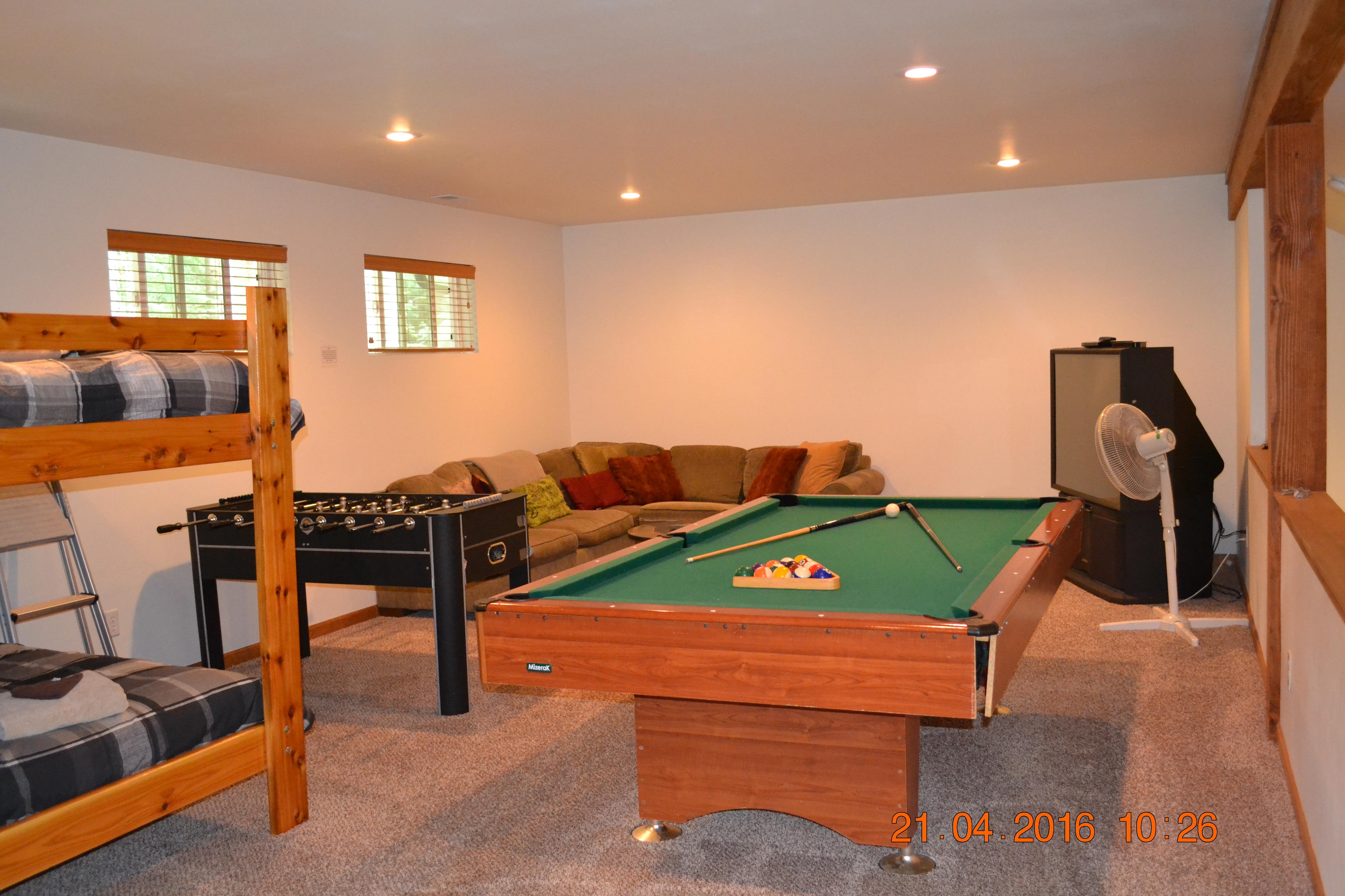 Queen Bunks in the Loft Play Room