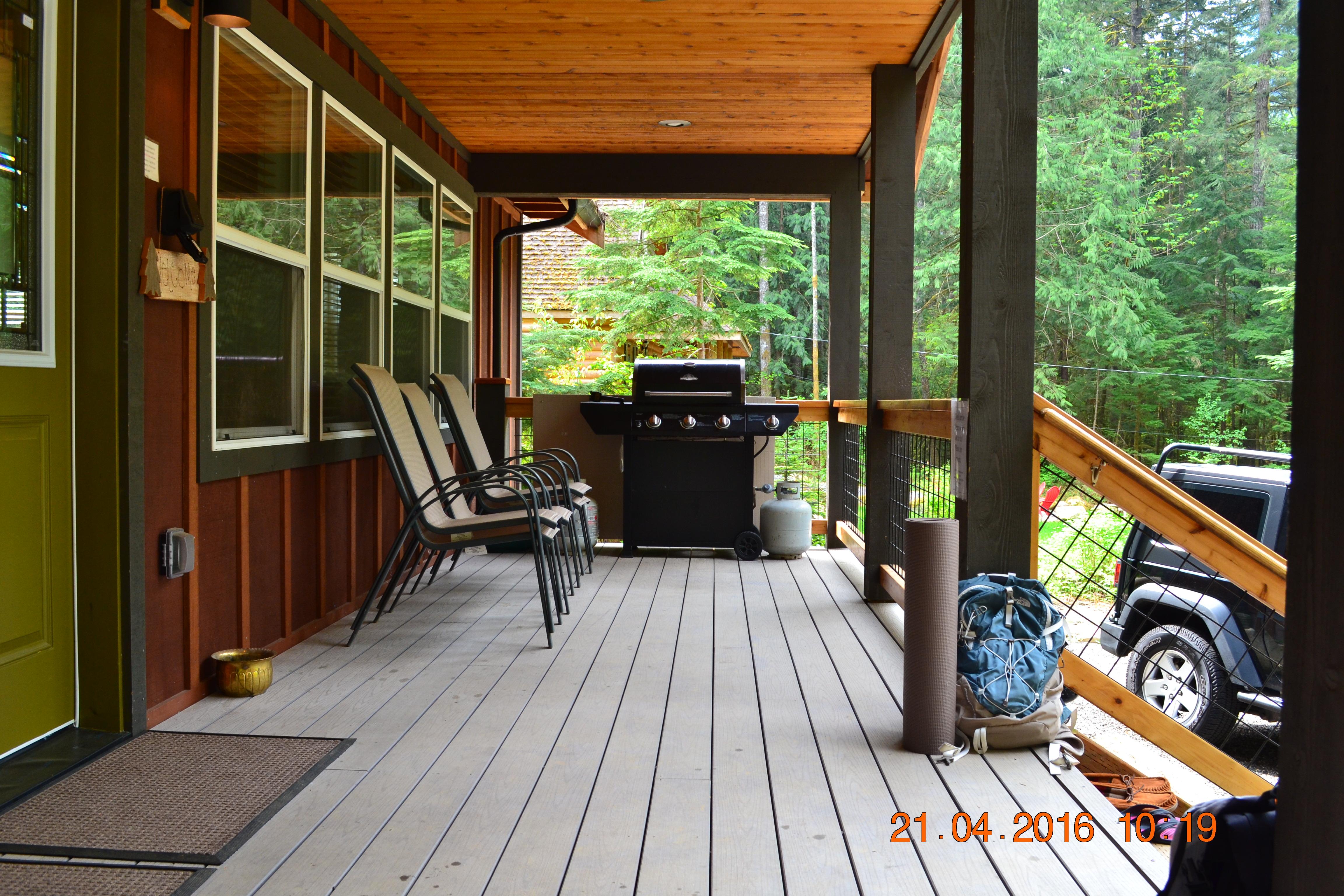 Covered Front Porch Deck