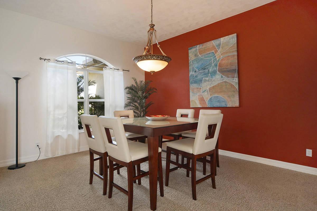 Wischis Florida Home - Vacation Rentals Cape Coral I Property Management I Real Estate