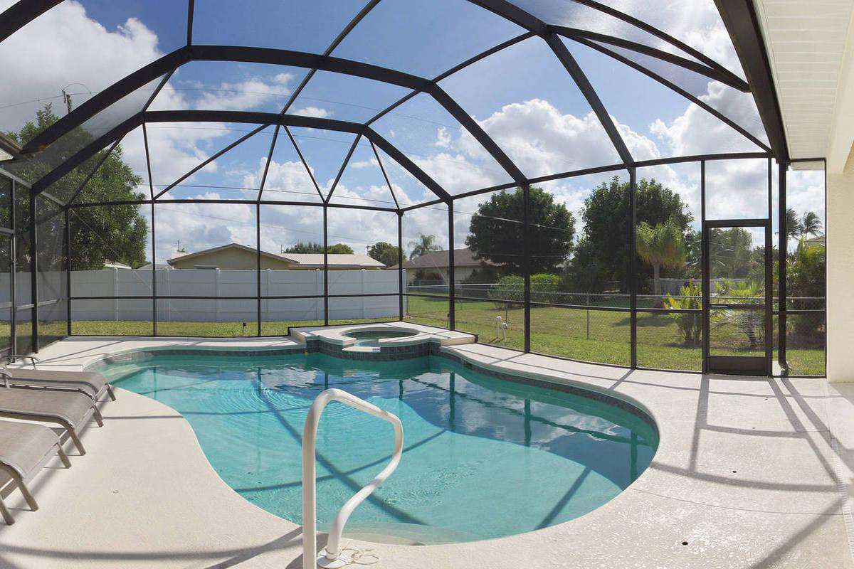 Wischis Florida Home - Ferienhaus Cape Coral - Hausverwaltung - Immobilien