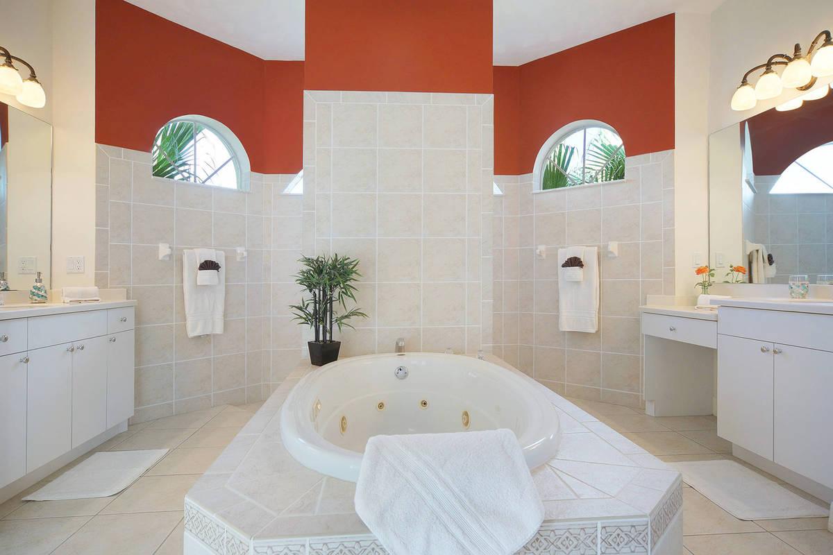 Wischis Florida Home - Vacation Rentals Cape Coral I Property Management I Real Estate