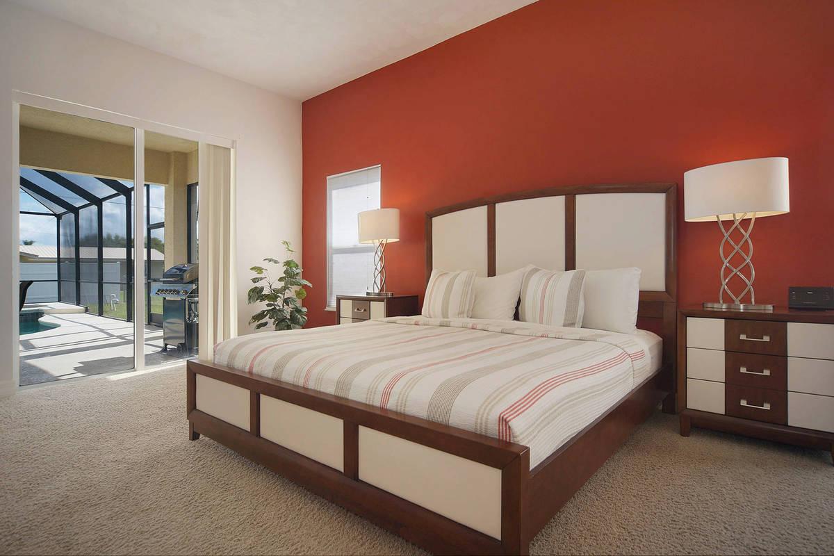 Wischis Florida Home - Vacation Rentals Cape Coral I Property Management I Real Estate