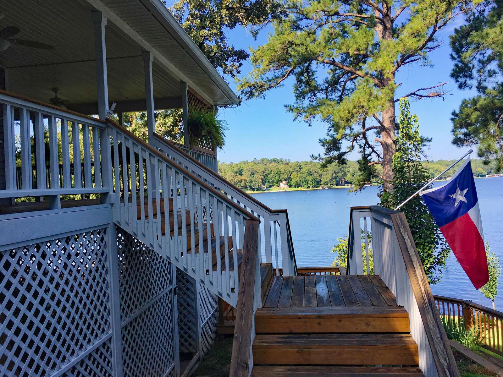 Up the steps and to the left lies the lakeside porch.