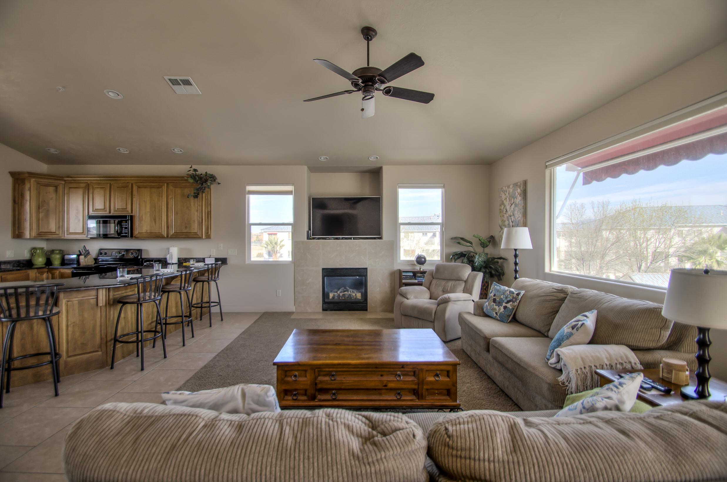 3rd Floor, End Unit - Lots of Extra Light + Beautiful Views