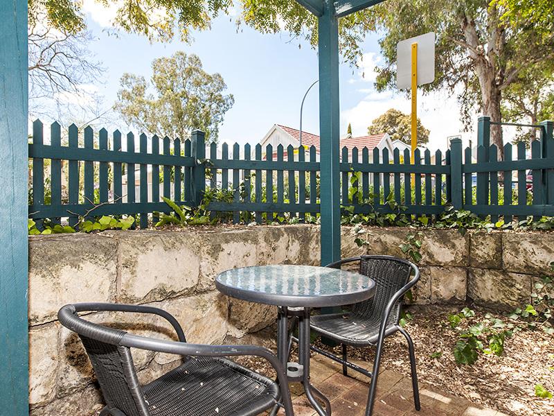 Accommodation Subiaco