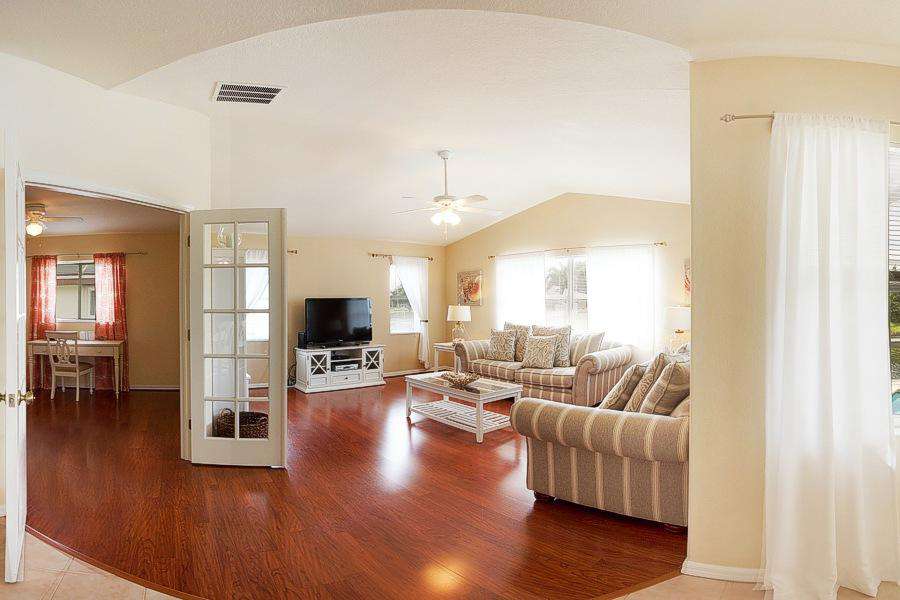 Wischis Florida Home - Ferienhaus Cape Coral - Hausverwaltung - Immobilien