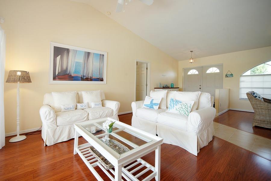 Wischis Florida Home - Vacation Homes Cape Coral - Property Management Cape Coral - Real Estate