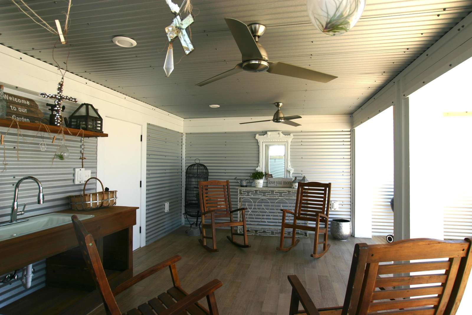 Covered Logia facing gulf-rocking chairs