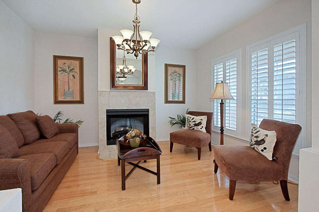 Formal Living Room - Sleeper Sofa