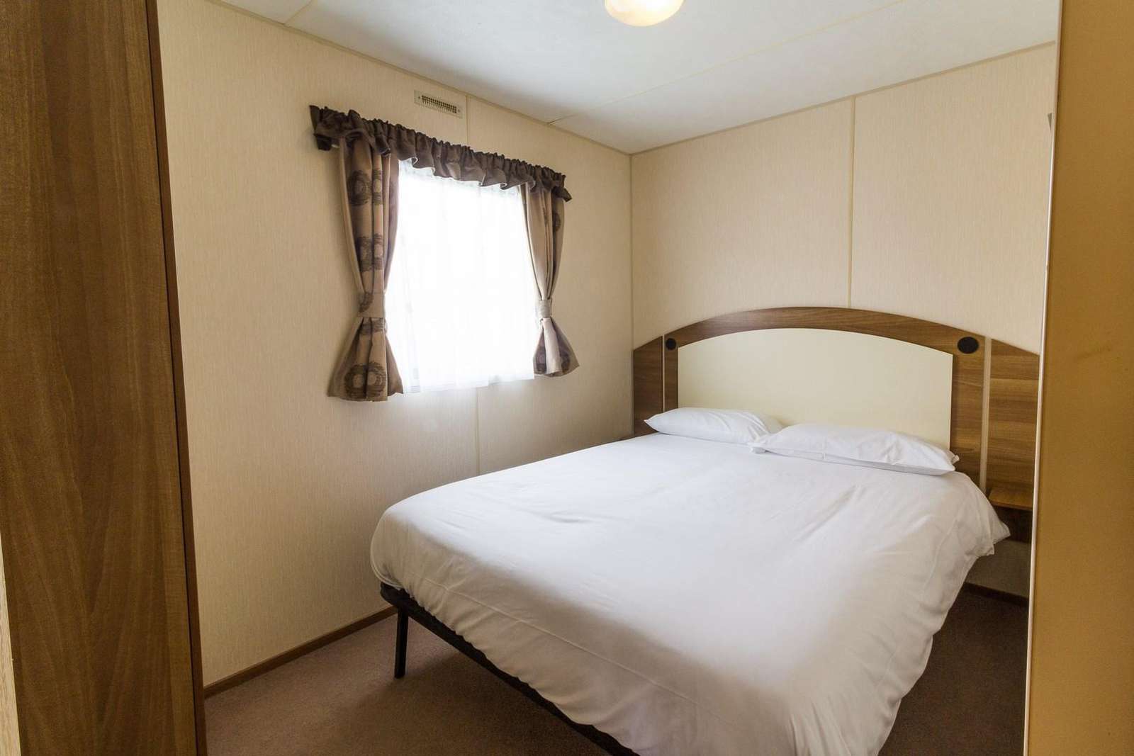 Caravan for let near Great Yarmouth