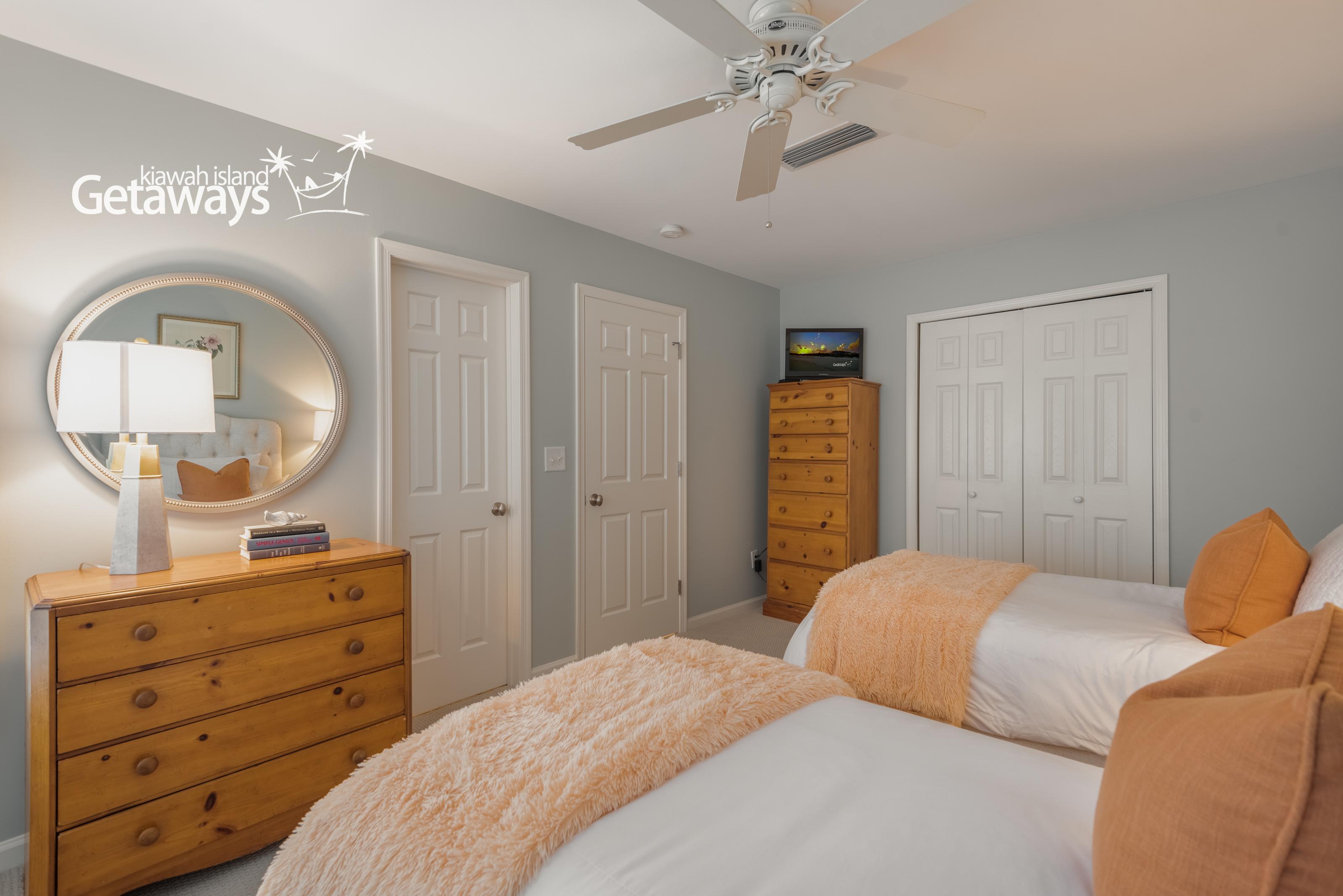 Twin Bedroom