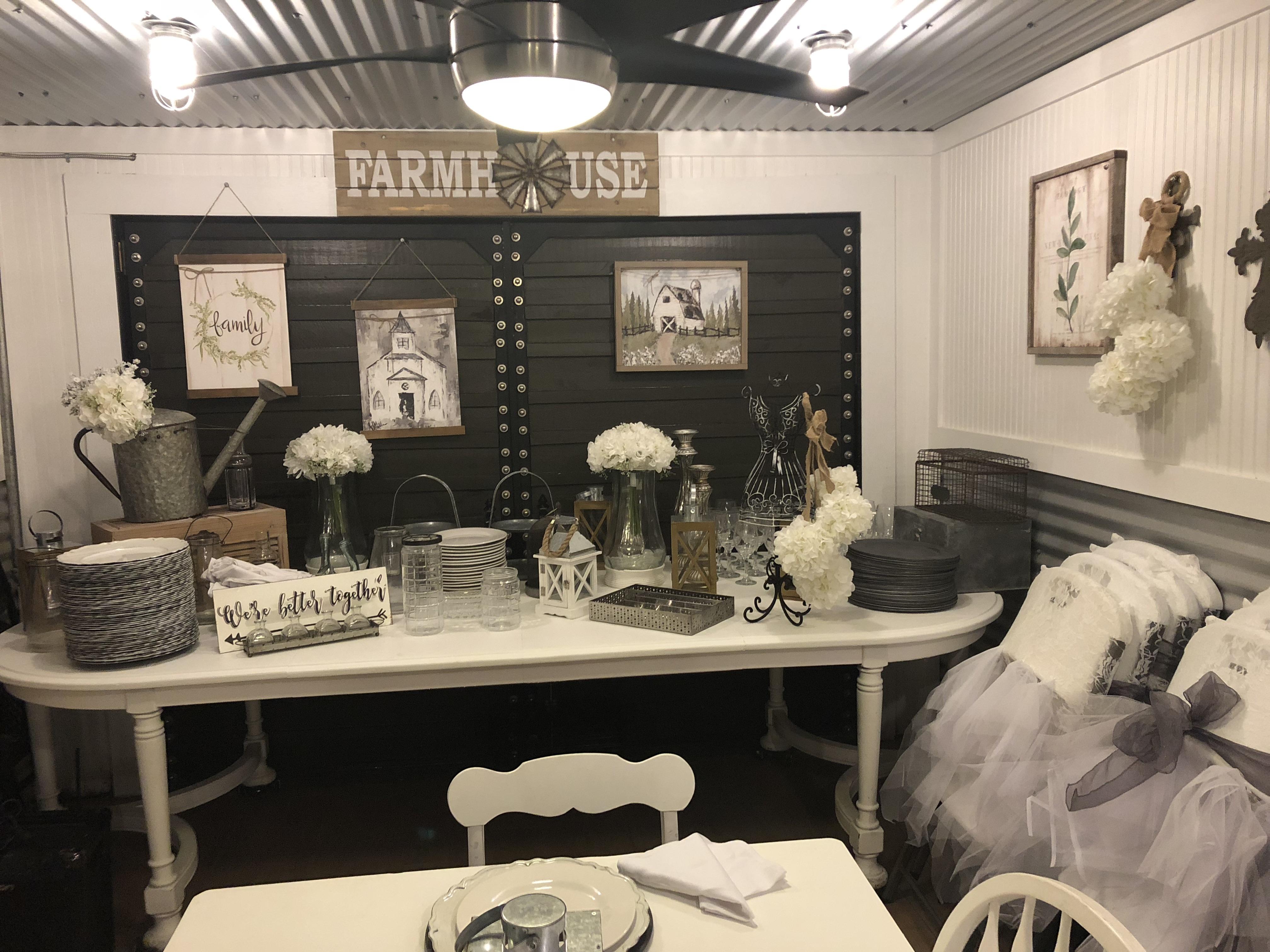 Wedding reception decor