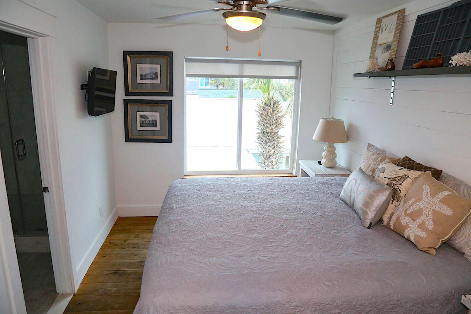 Bedroom #5 has king bed/bath ocean view, flat screen