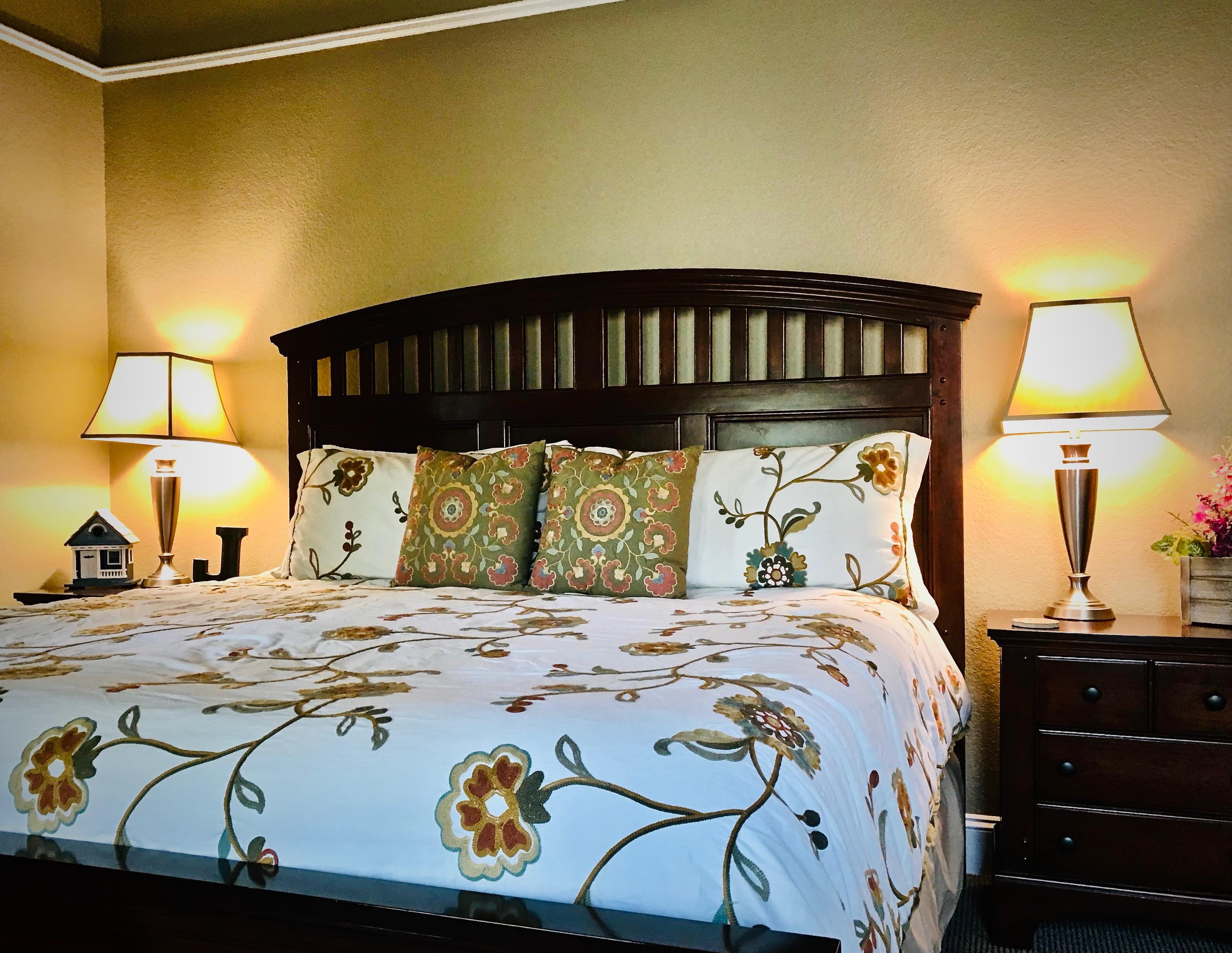 Comfortable Master Suite with Luxurious King Bedding