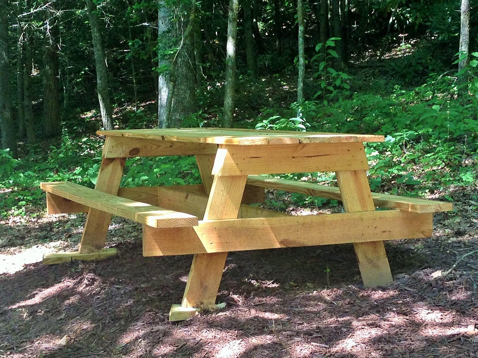 Dine "Alfresco" to the sounds of the rushing Creek