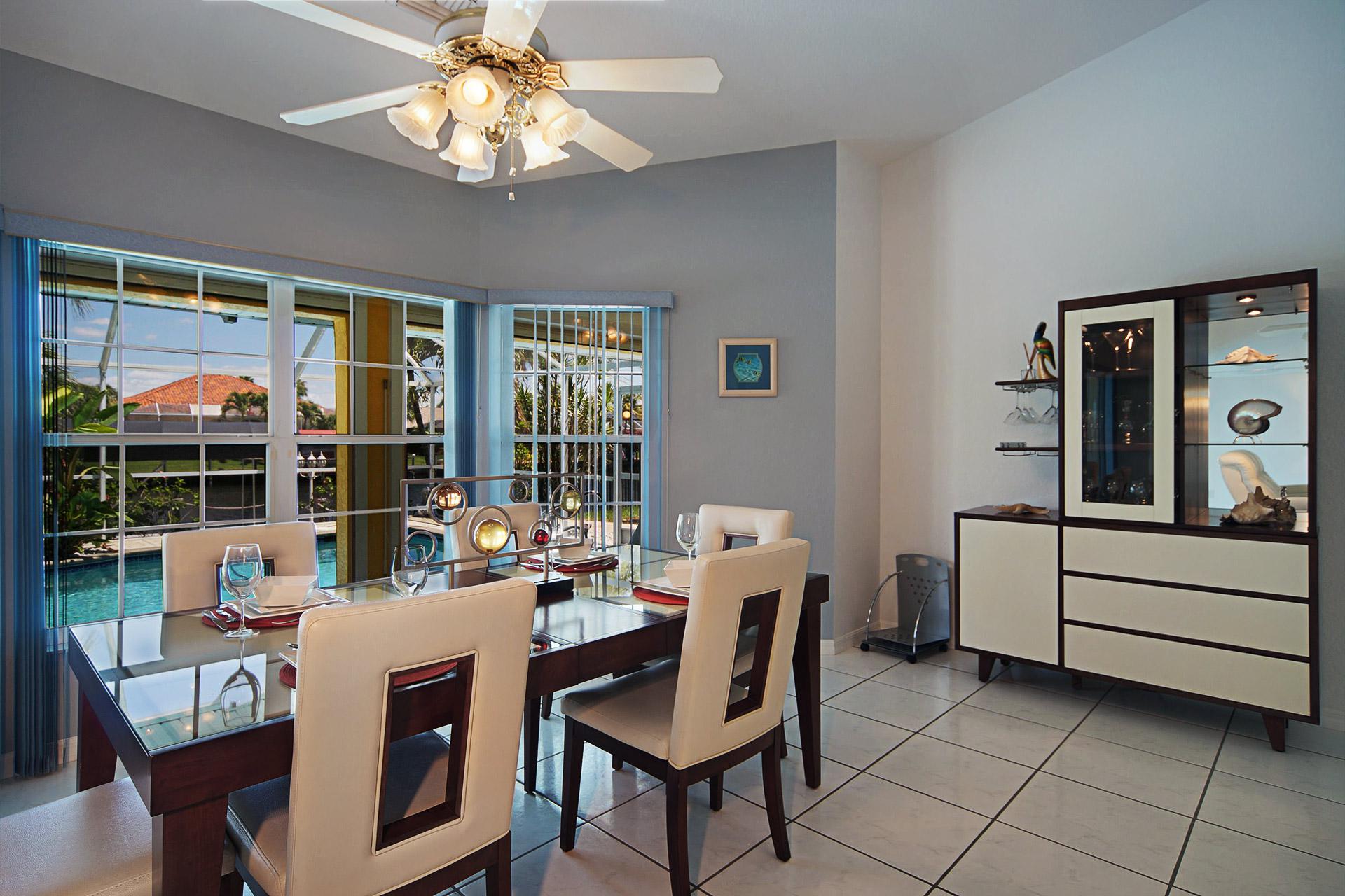 Wischis Florida Home - Vacation Rentals Cape Coral - Property Management - Real Estate