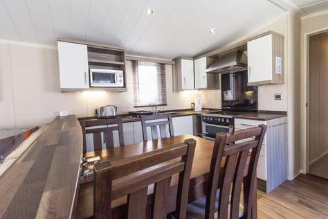 platinum style caravan which sleeps upto 8 people