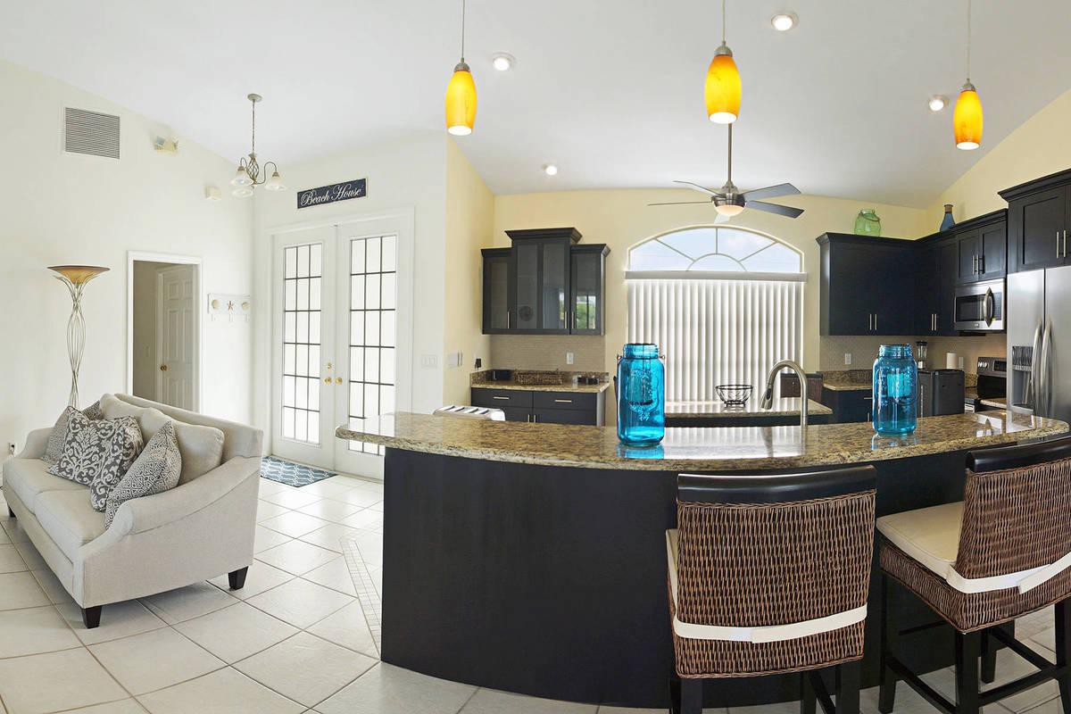 Wischis Florida Home - Vacation Rentals I Property Management I Real Estate