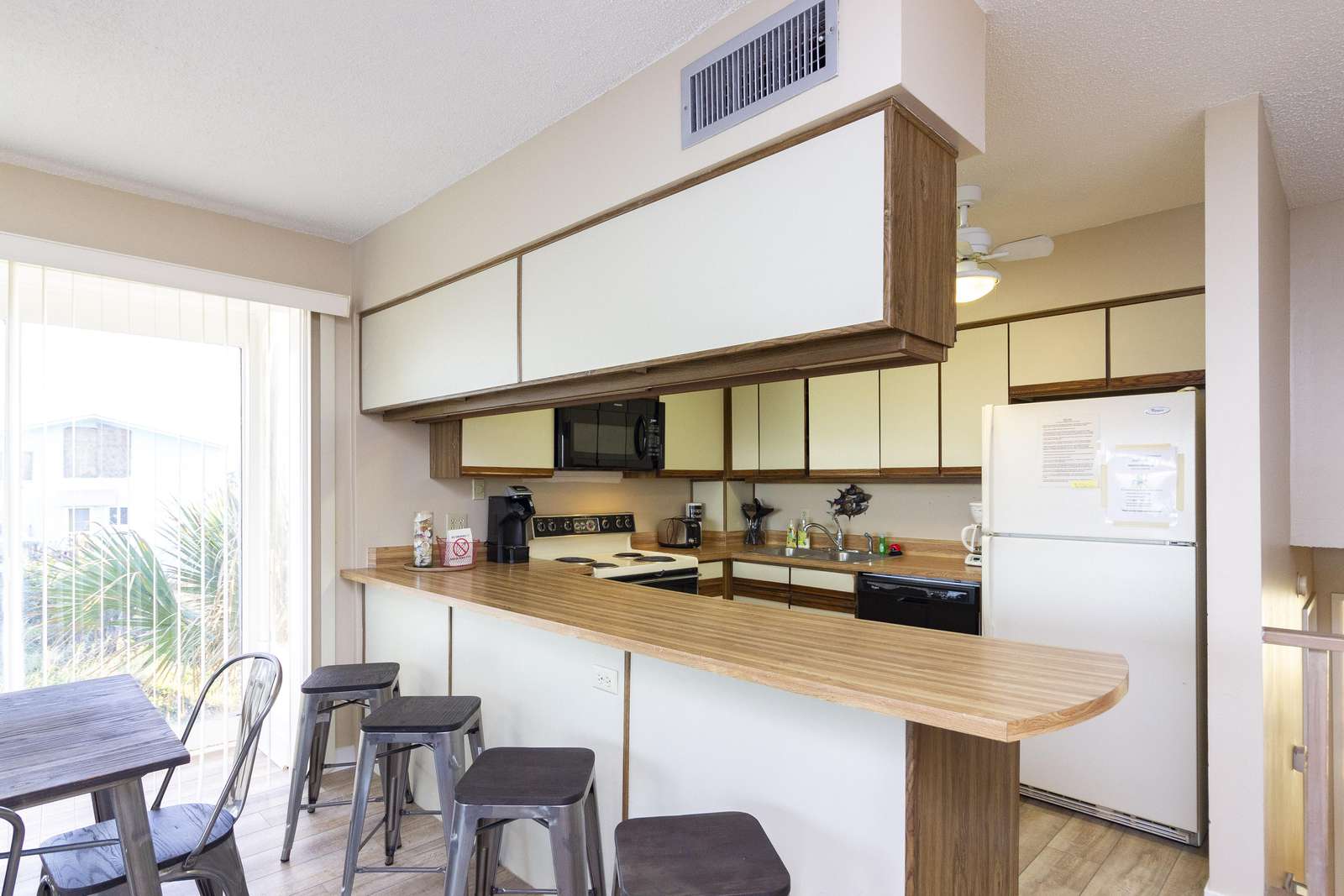 Kitchen Bar