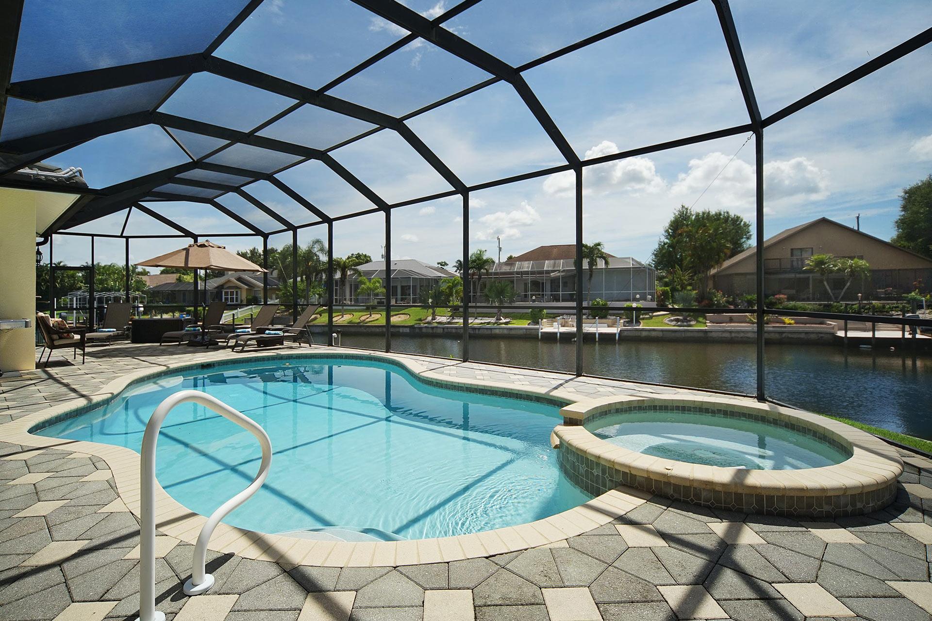 Wischis Florida Home - Ferienhaus Cape Coral - Hausverwaltung - Immobilien