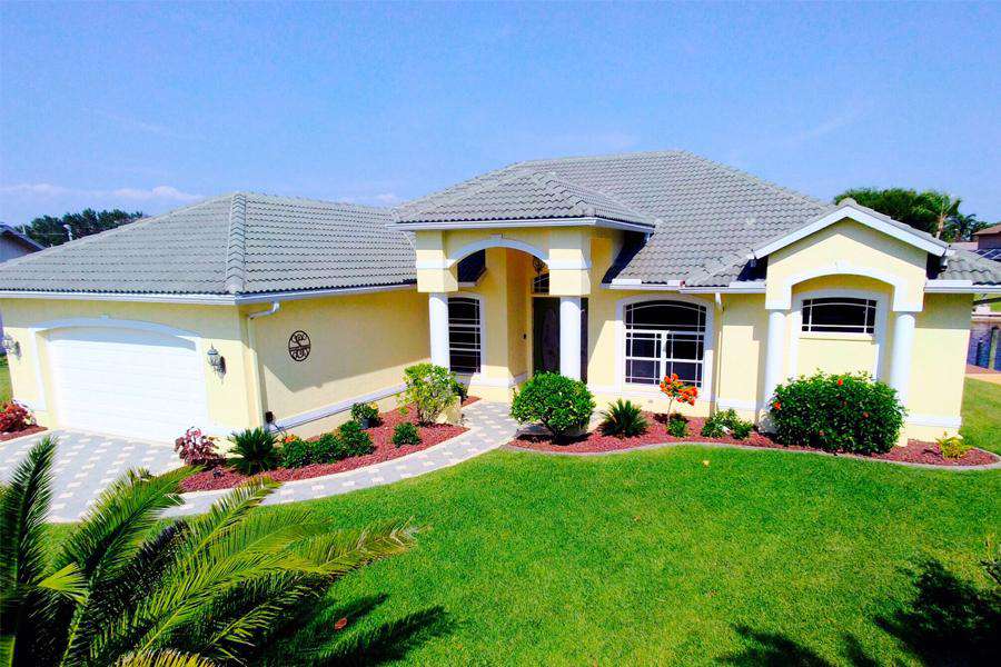 Wischis Florida Home - Vacation Rentals I Property Management I Real Estate