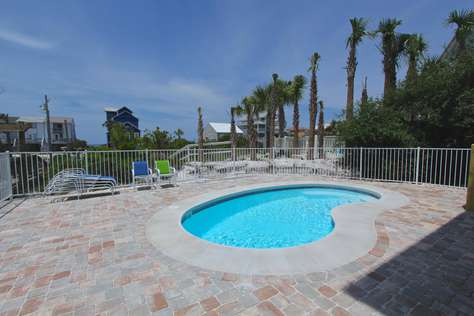 Private pool