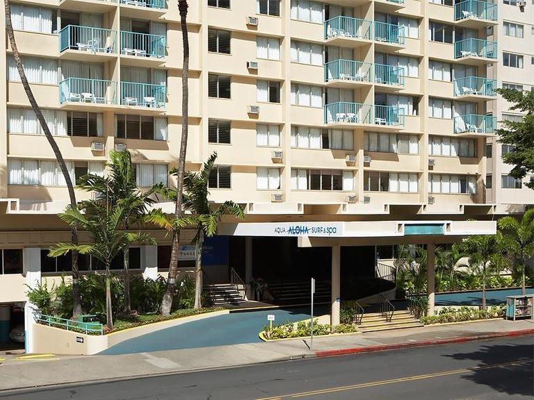 Aloha Surf Hotel Entrance