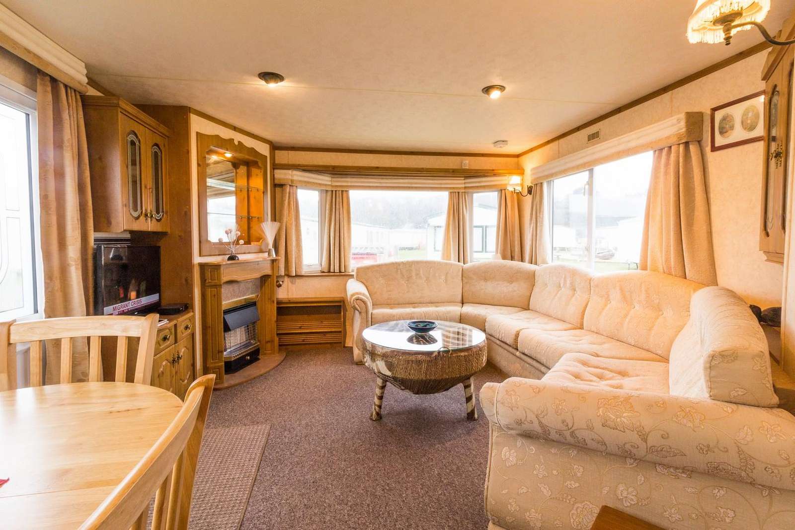 Spacious living area, great for families