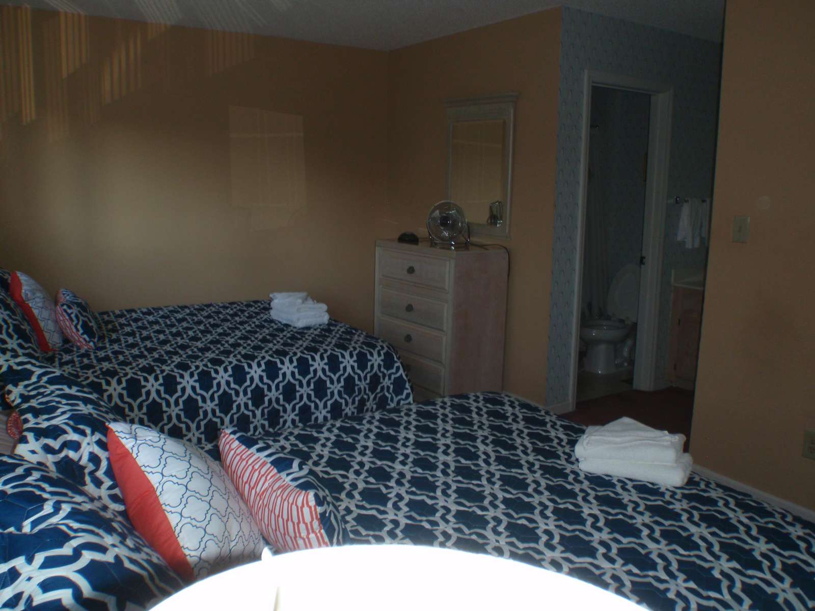 2nd Floor Bedroom w/ensuite bathroom