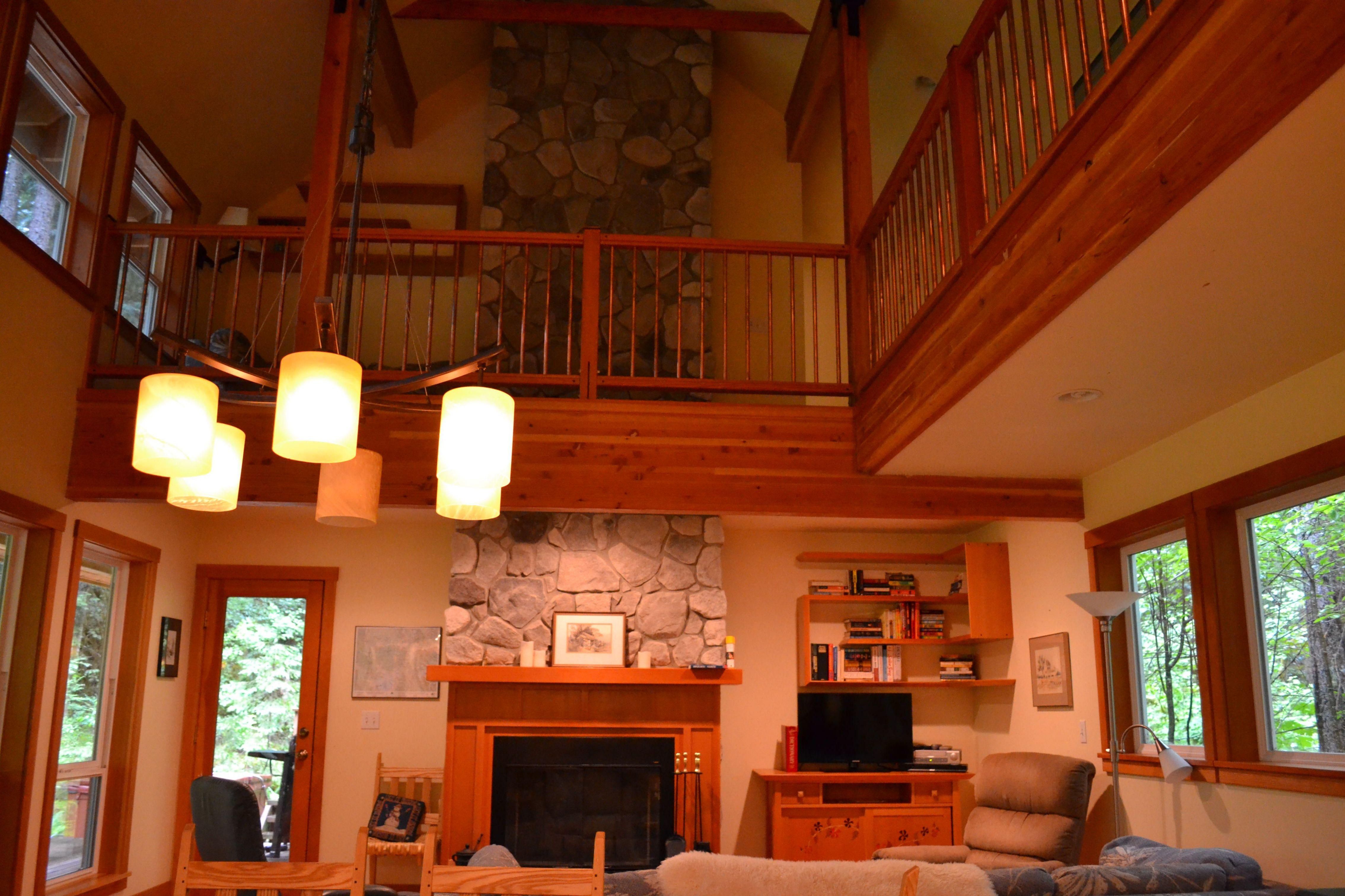 Open Tall Ceiling!