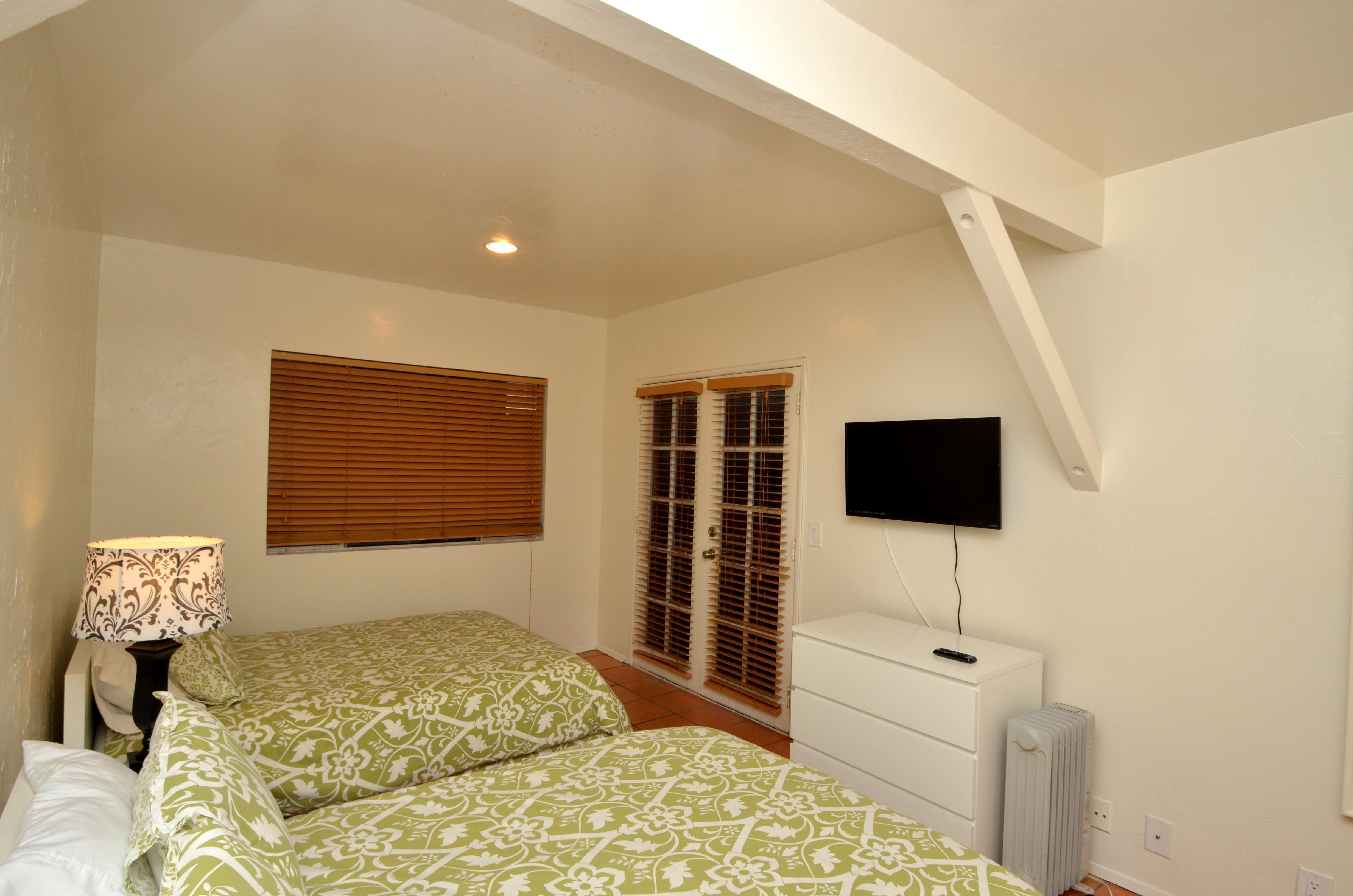 Front Bedroom upstairs sleeps 2 to 4