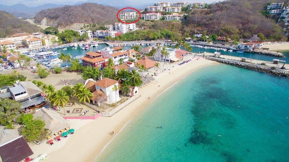 10-15 minute to Playa Santa Cruz and amenities