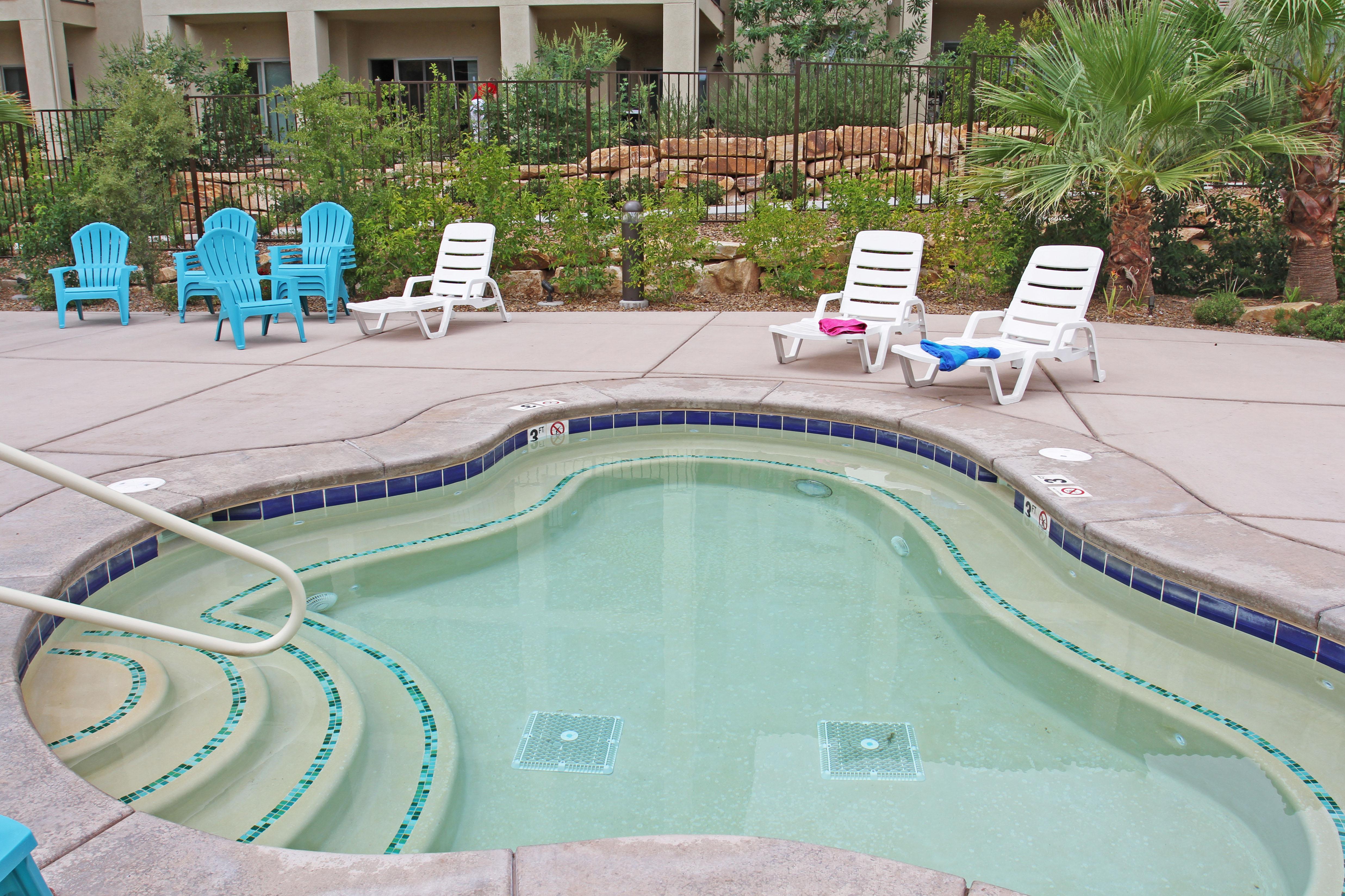 Estancia Hot Tub