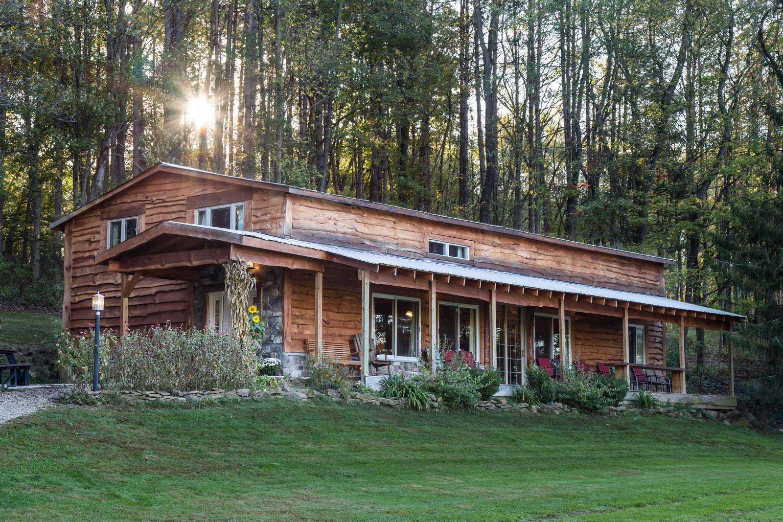 Chickadee Pines Secluded Cabins