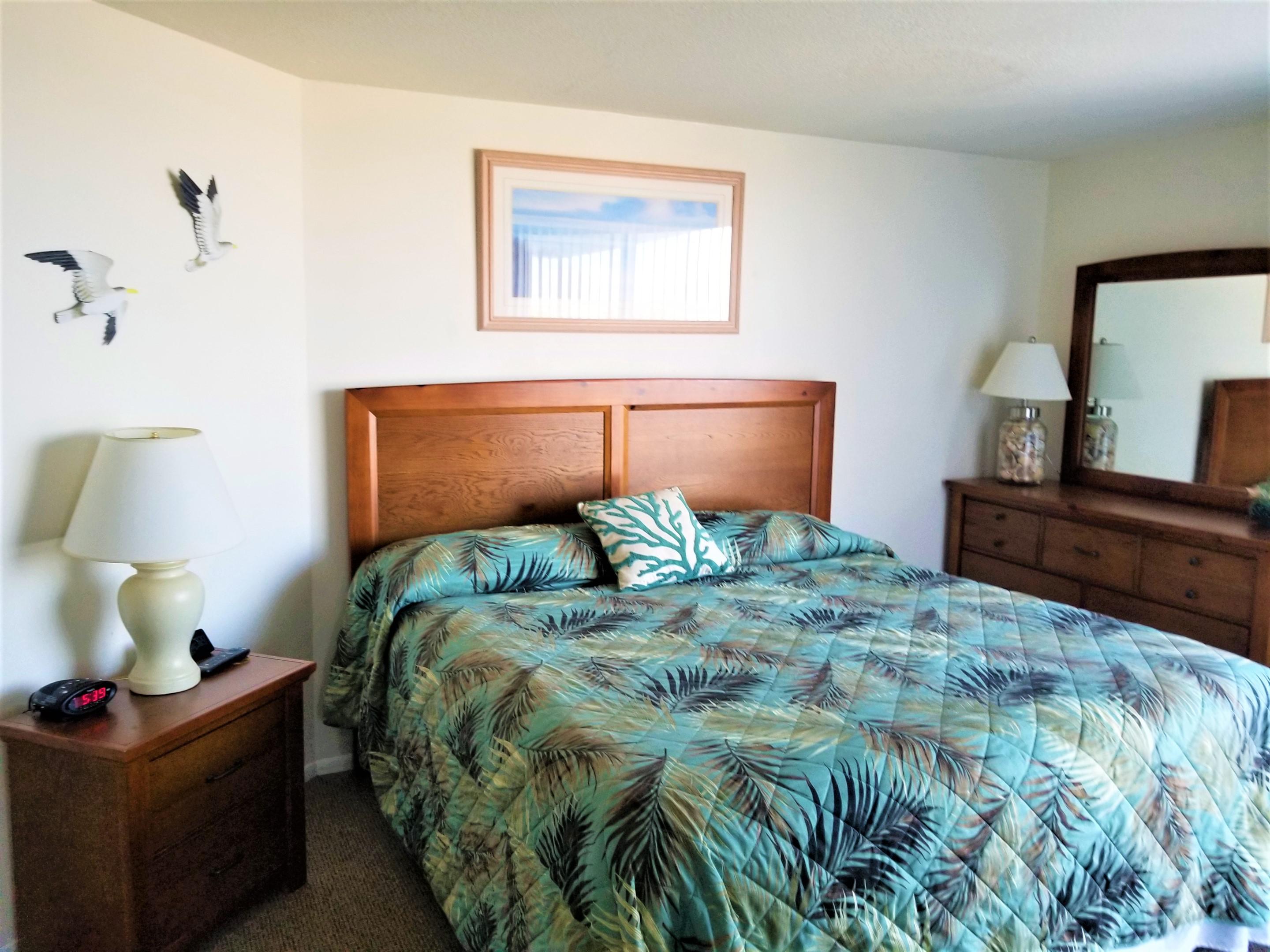Master bedroom (king)