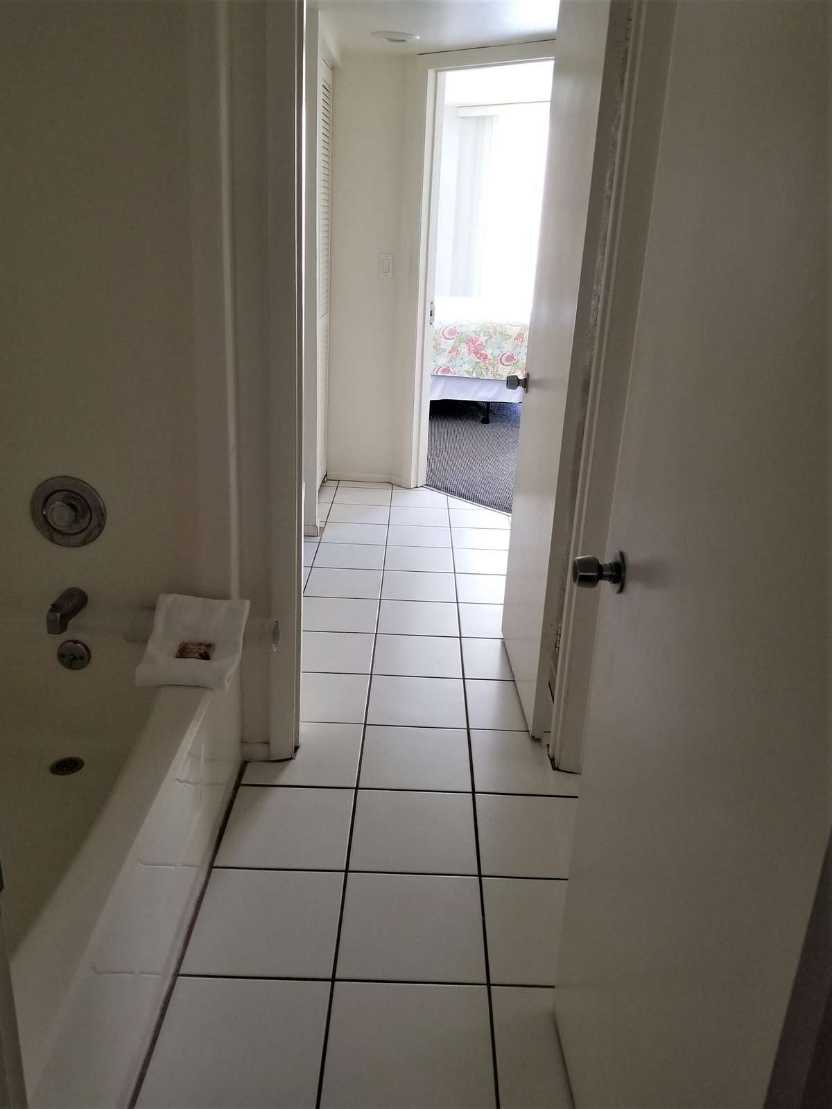 Hallway thru baths