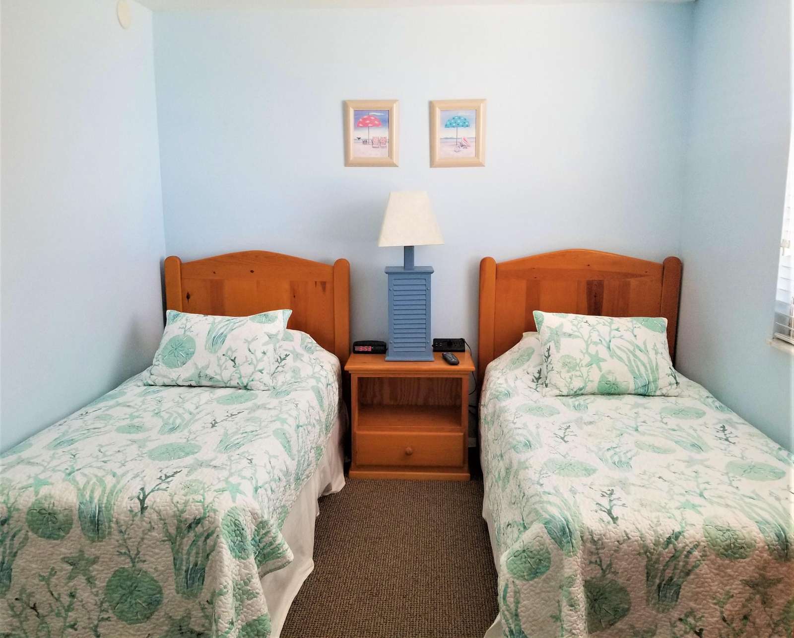 Guest bedroom (twins)