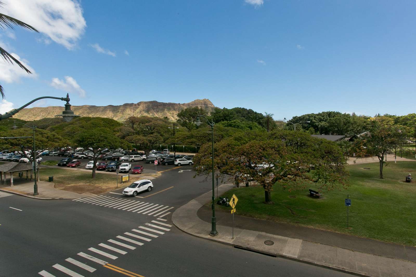 Diamond Head & Zoo parking area