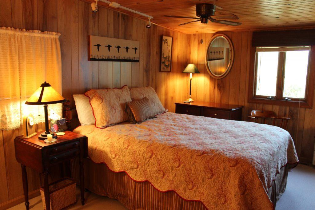 Master bedroom with Queen and half bath