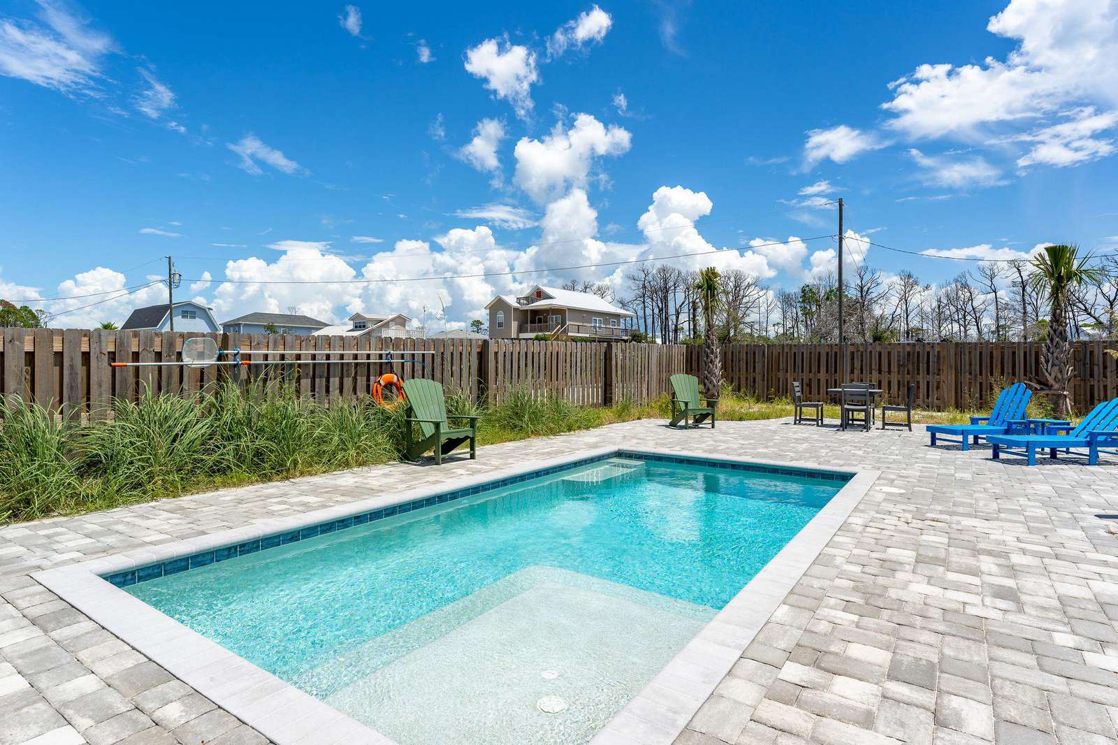 10X20 Pool Fenced Yard
