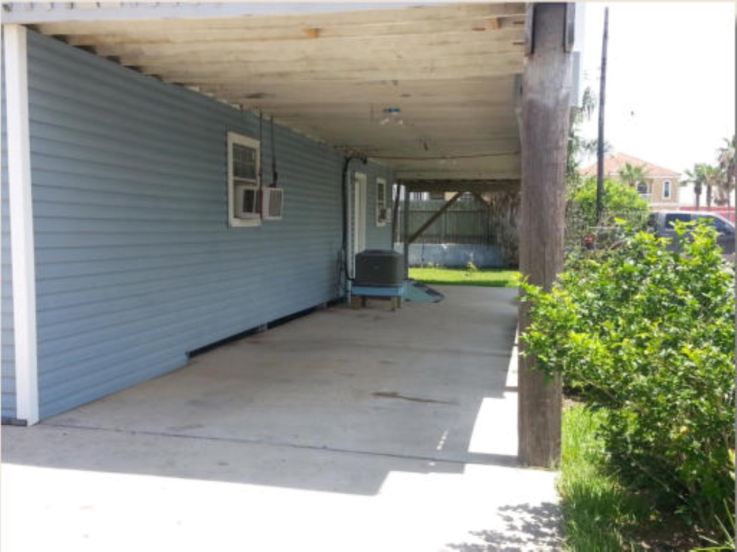 Coverd porch Bay side