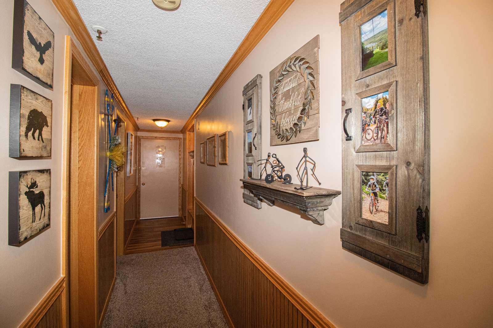 Mountain Lodge 222 is a clean and cozy 1BR/1BA condo!