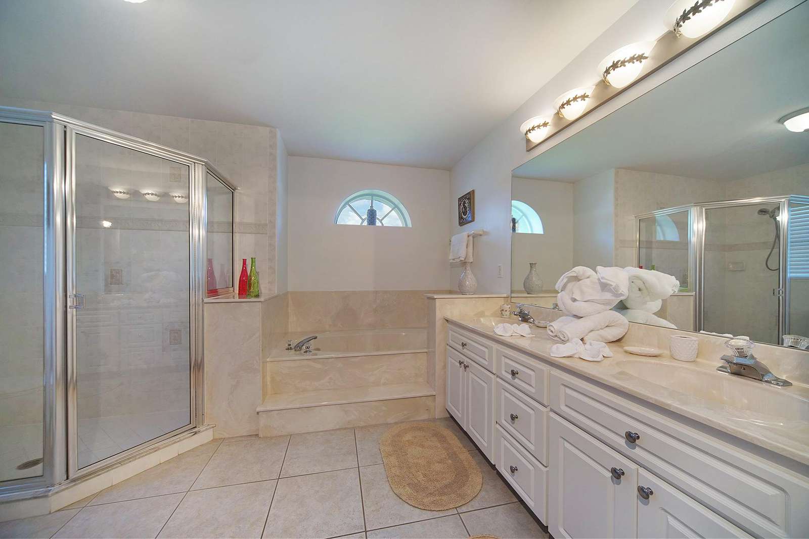 Wischis Florida Home - Vacation Rentals Cape Coral I Property Management I Real Estate