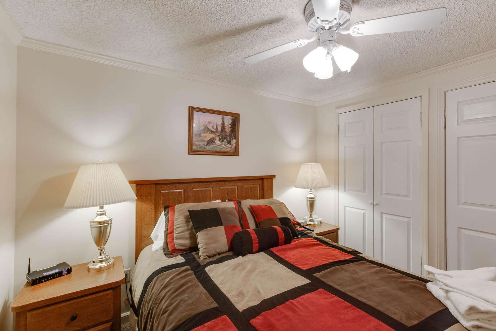 Lovely Queen Size Bed
